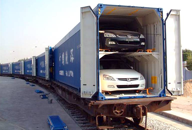 Железнодорожные перевозки автомобиля  из Перми в Владивосток